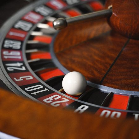 Hvordan danske casinospil forstyrrer traditionelt spil